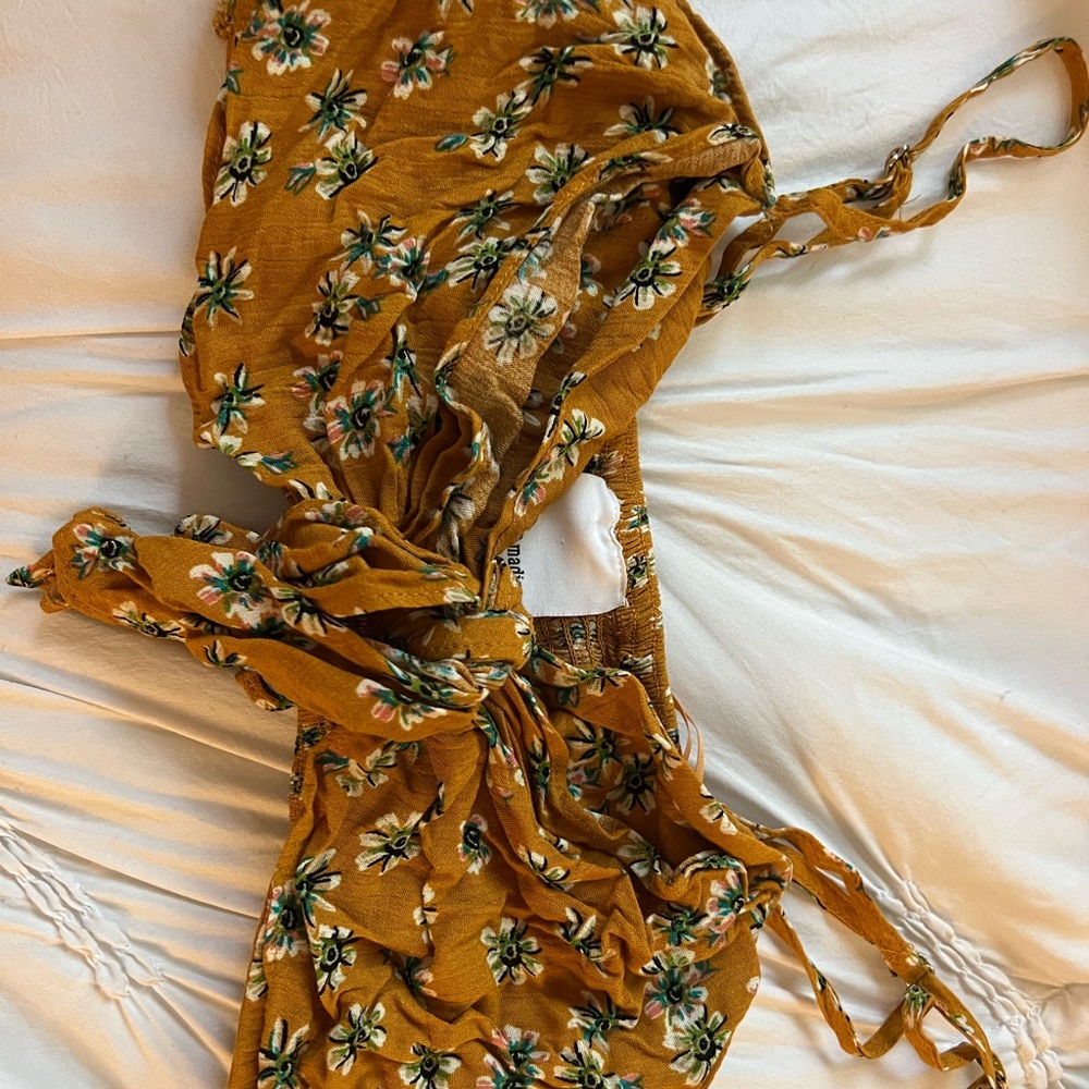 boutique crop top
